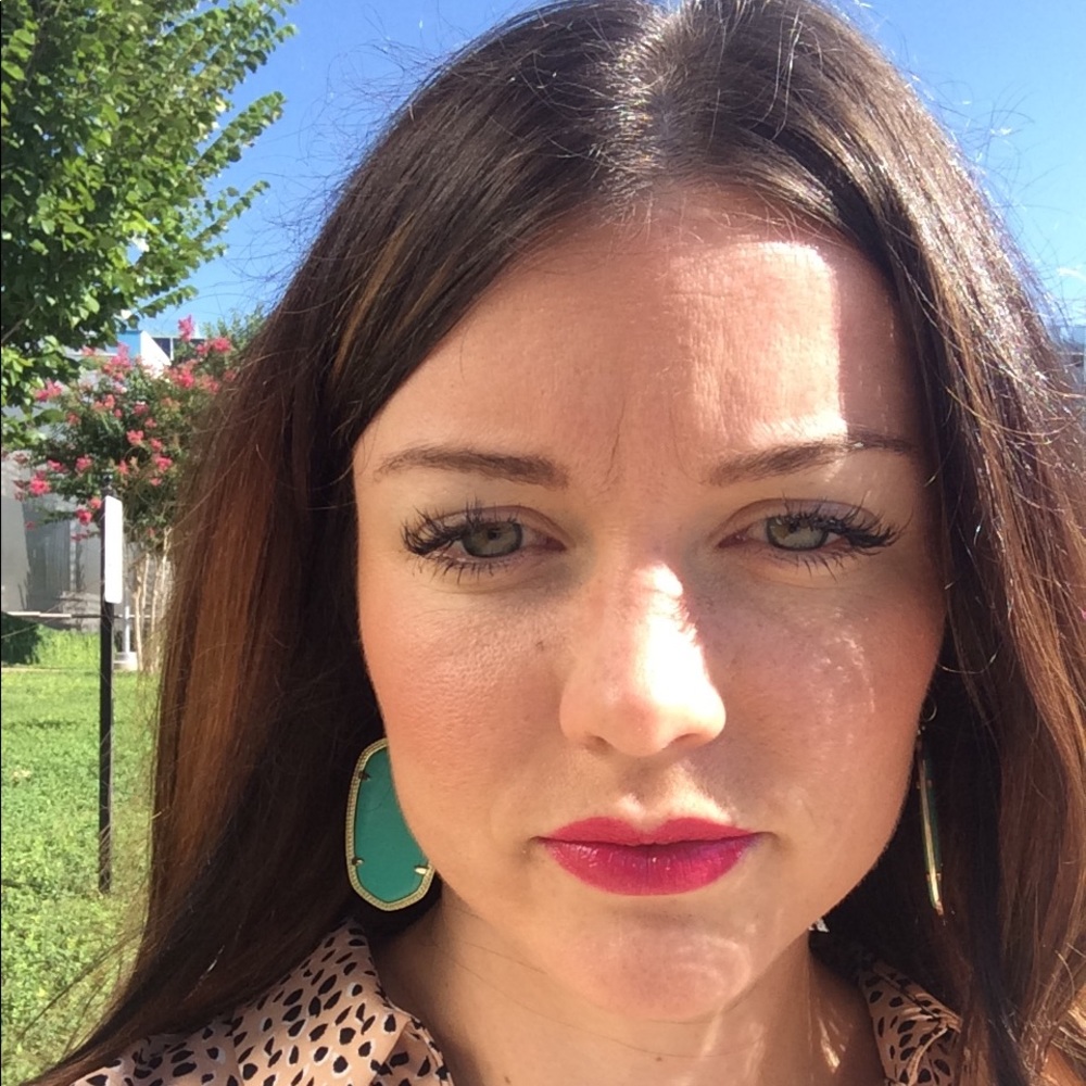 Meet your Posher, Allison